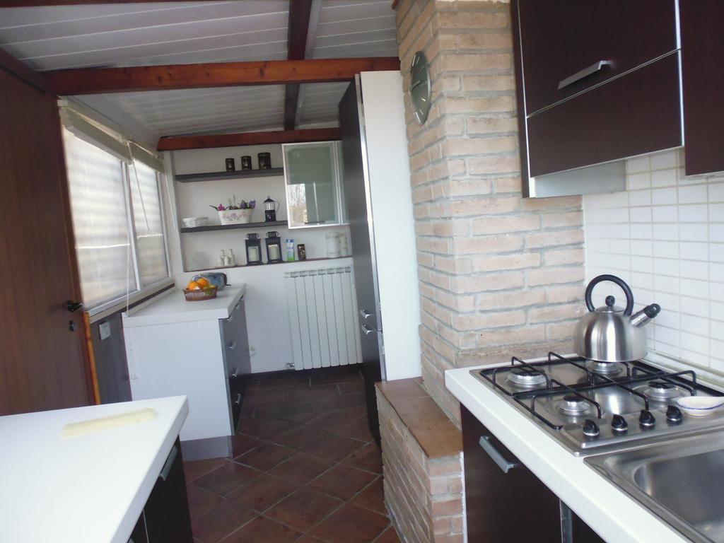 Ca Del Lago Misano Apartment Misano Adriatico Room photo